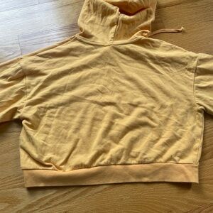 H&M Mustard Yellow Cropped Hoodie Size Small